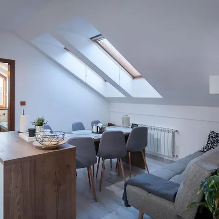 Trita Sk - Two Bedroom - Living - Renovated Appartement *