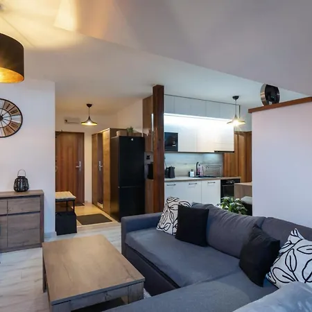 Appartement Trita Sk - Two Bedroom - Living - Renovated